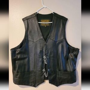 Mens Hudson Leather Vest with 2 Eagle extender chains 4XL - 5XL Size 60